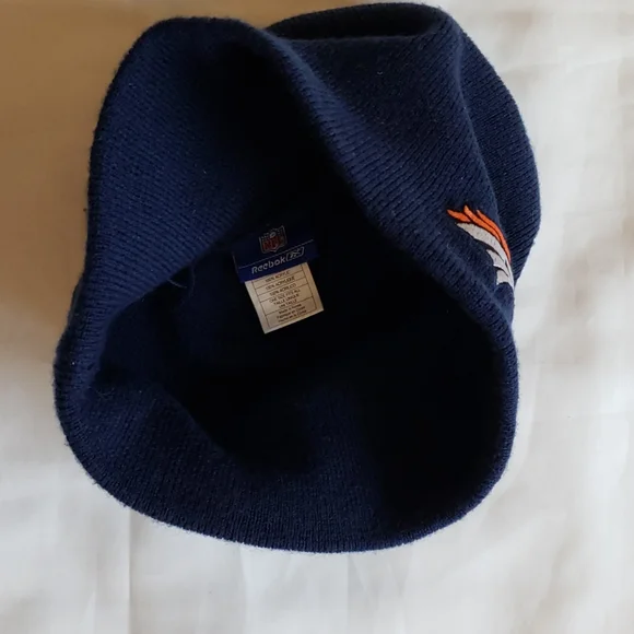 NFL Reebok Denver Broncos Knit Beanie Navy Blue Big Kids Boys Unisex OS - Picture 6 of 10